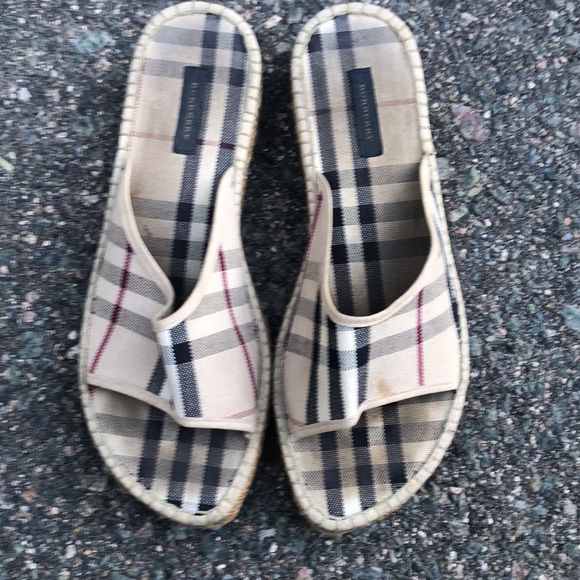 Burberry Multicolor Ladies Beach House Slippers Sandals Size 41 EU - Picture 11 of 11
